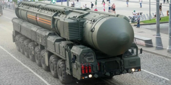 "Rússia Perde Poder com Ameaças Nucleares: Putin Considera Novas Medidas"